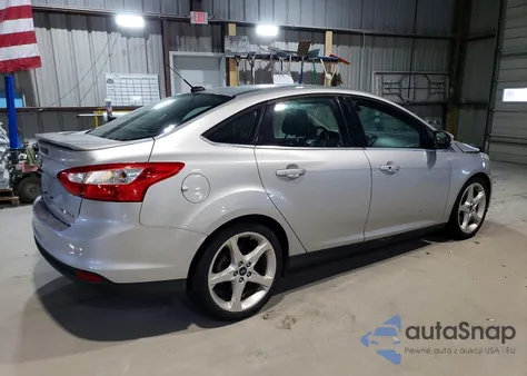 2012 Ford Focus Titanium из США, поврежденный, VIN 1FAHP3J28CL313337